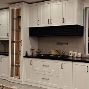 کابینت چوبی مدل کلاسیک سفید 007 ویژه بازنشستگان