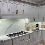 کابینت چوبی مدل مدرن چوبی سفید 008 ویژه بازنشستگان